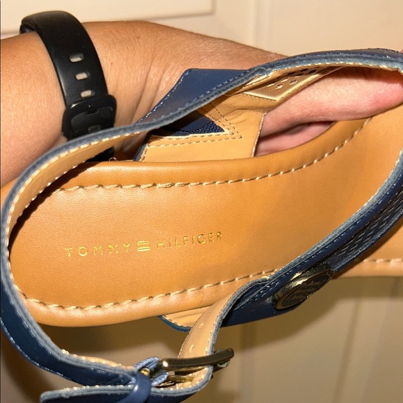 Tommy Hilfiger Women's Blue and Tan platform, wedge Sandals, size 7 1/2 - Picture 9 of 11